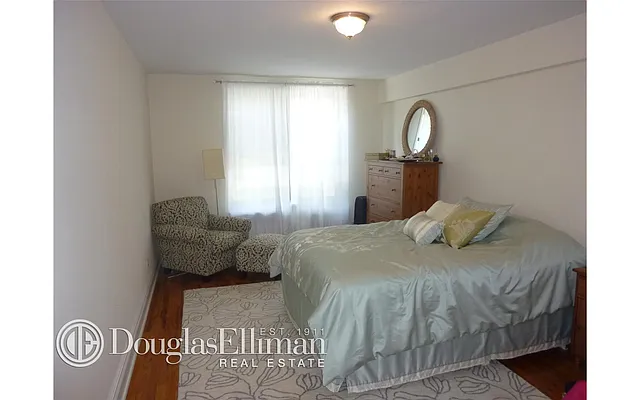 Sold by Douglas Elliman | media 4