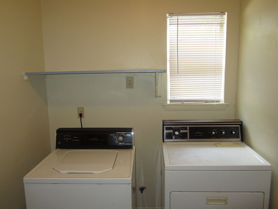 1st image of 3316-3318 Bluestem Cir #3316
