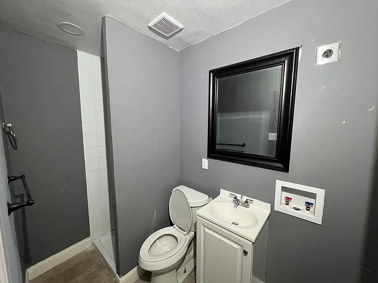 2224 Morrell Ave — Photo 9