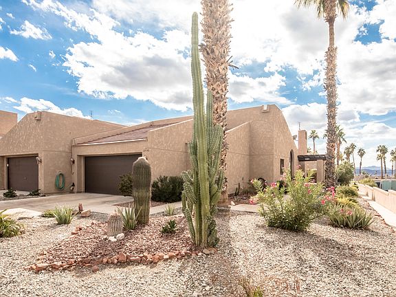 3rd image of 2540 Firestone Cir