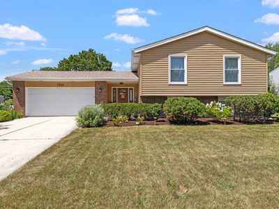1526 Pembroke Ln, Wheaton, IL, 60189