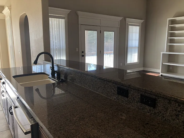 122 Millstone Ct — Photo 7