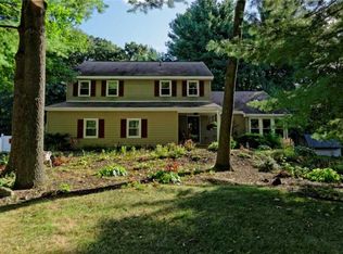 45 Southbury Rd, Clifton Park, NY 12065