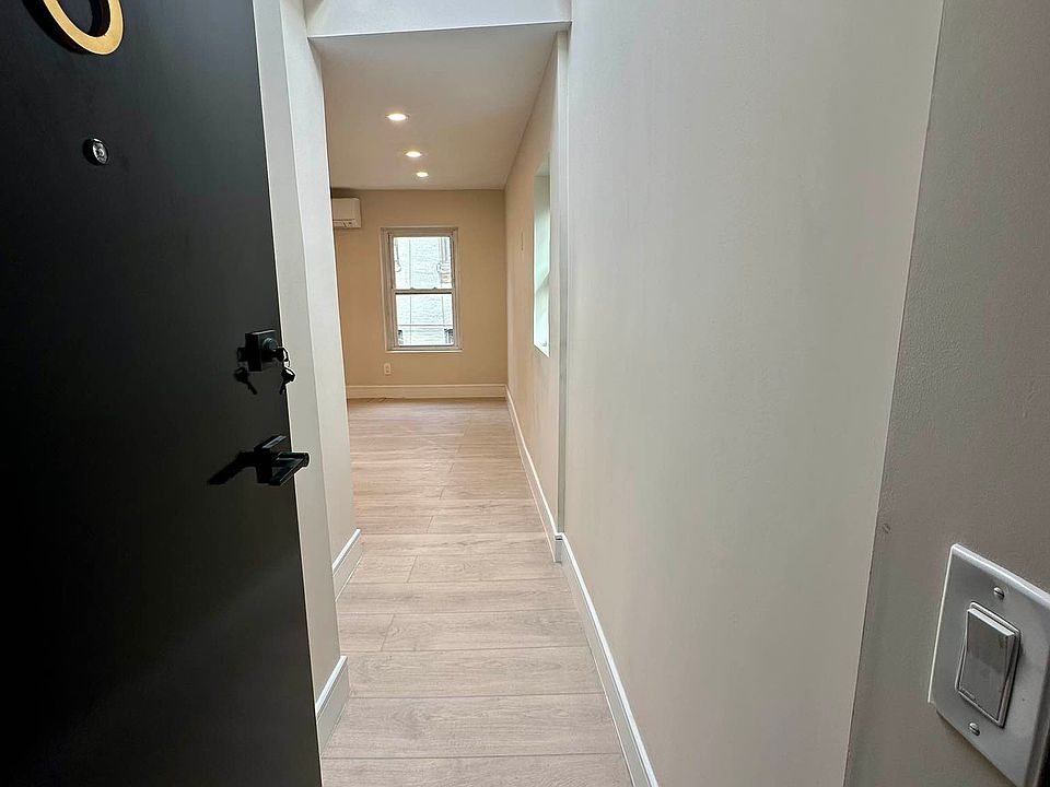 1st image of 120 Charles St #6