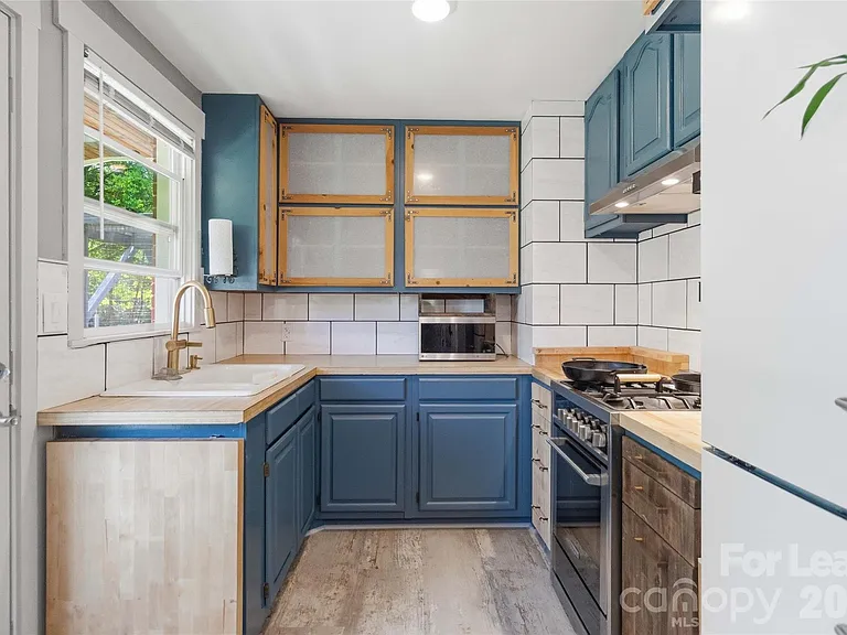 20618 Cornelius Ct — Photo 9