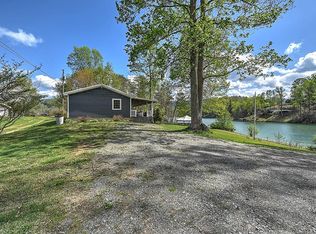 1055 Pierce Town Rd, Butler, TN 37640