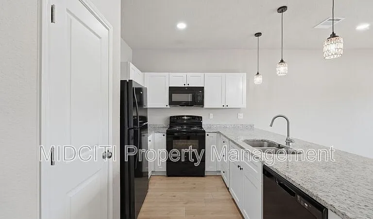 7210 John Palmer Dr #101 — Photo 7