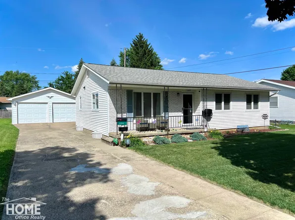 809 Moore St, Owosso, MI 48867