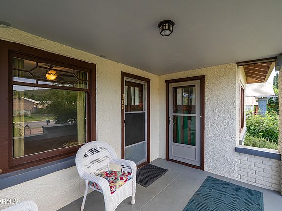 5th image of 308 Douglas Street