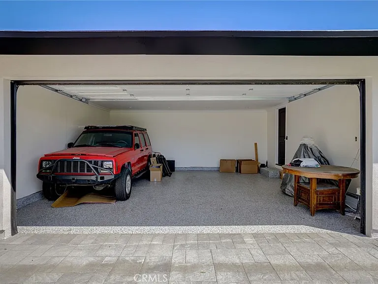 10920 Garden Grove Ave — Photo 30