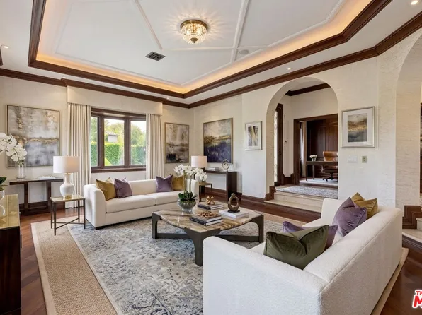 209 S Anita Ave, Los Angeles, CA 90049