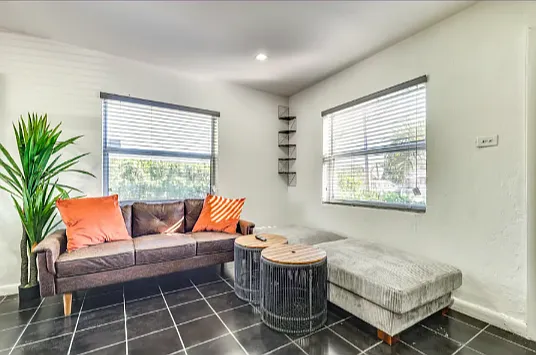 433 NW 22nd Ave — Photo 7