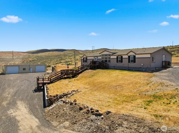 271 Paint Horse Road, Yakima, WA 98901