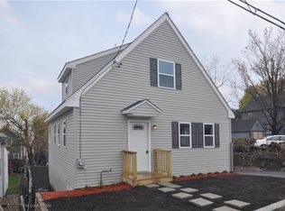 167 Sunbury St, Providence, RI 02908