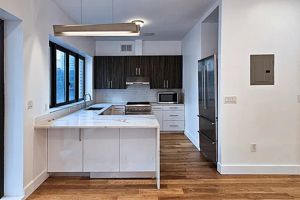 Rented by Owner | media 6