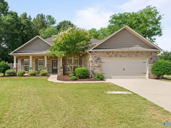 106 Somer Stone Ct, Huntsville, AL 35811