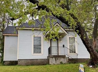 1520 Crow St, Webb City, MO 64870