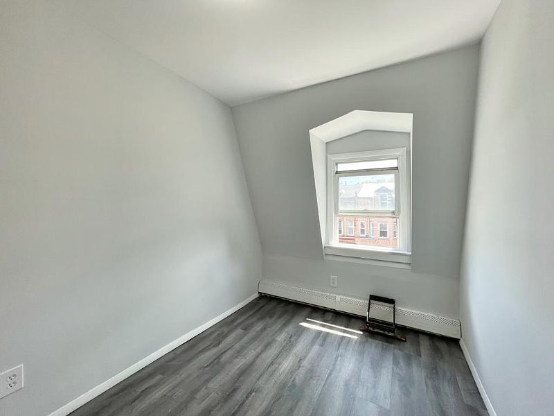 184 Carteret Ave FLOOR 2, Jersey City, NJ 07305 Zillow