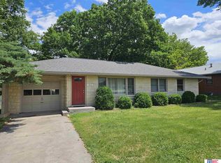 2816 N 63rd St, Lincoln, NE 68507
