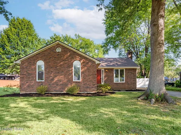615 Stivers Rd, Woodlawn Park, KY 40207