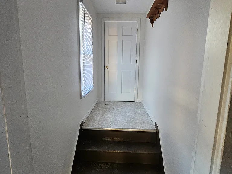 1324 Adams St — Photo 3