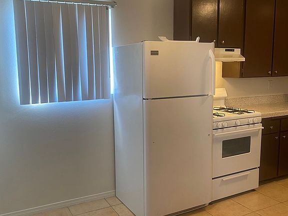 2nd image of 1512 Oakdale Ave APT 4
