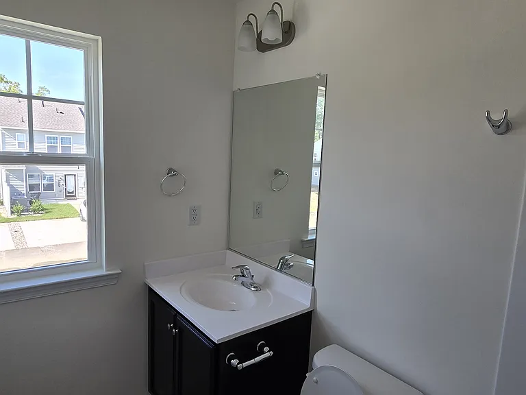 220 Greenpark Rd — Photo 22