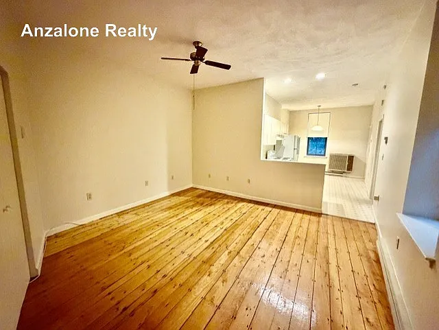 26 Beacon St #5 — Photo 5