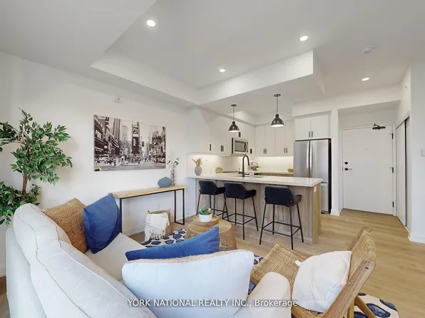 49 Charles St, Newmarket, ON