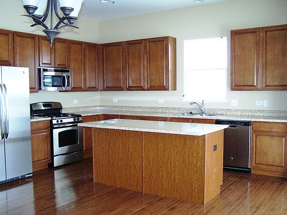 4th image of 1213 Vertin Blvd