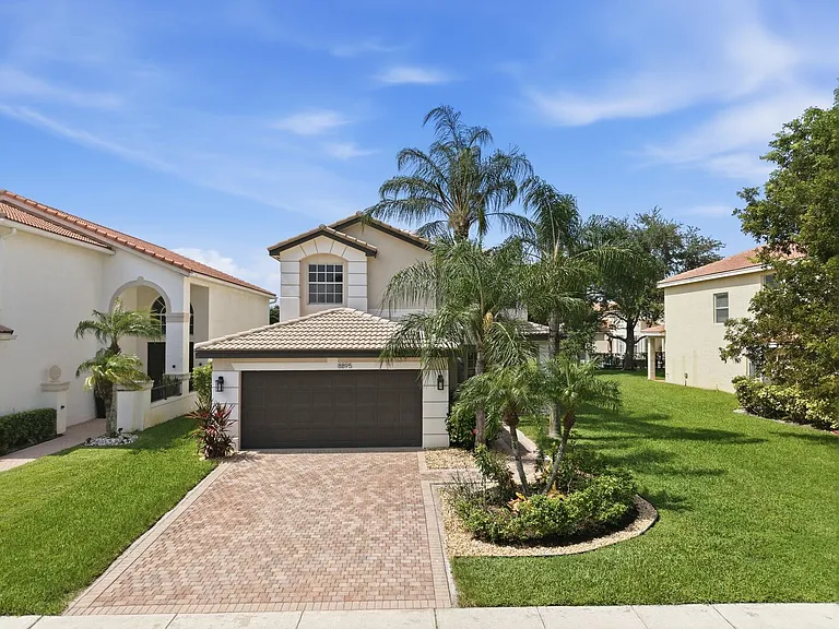 8895 Chestnut Ridge Way — Photo 2