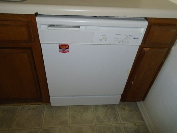 5th image of 4852 W 118th St APT 3