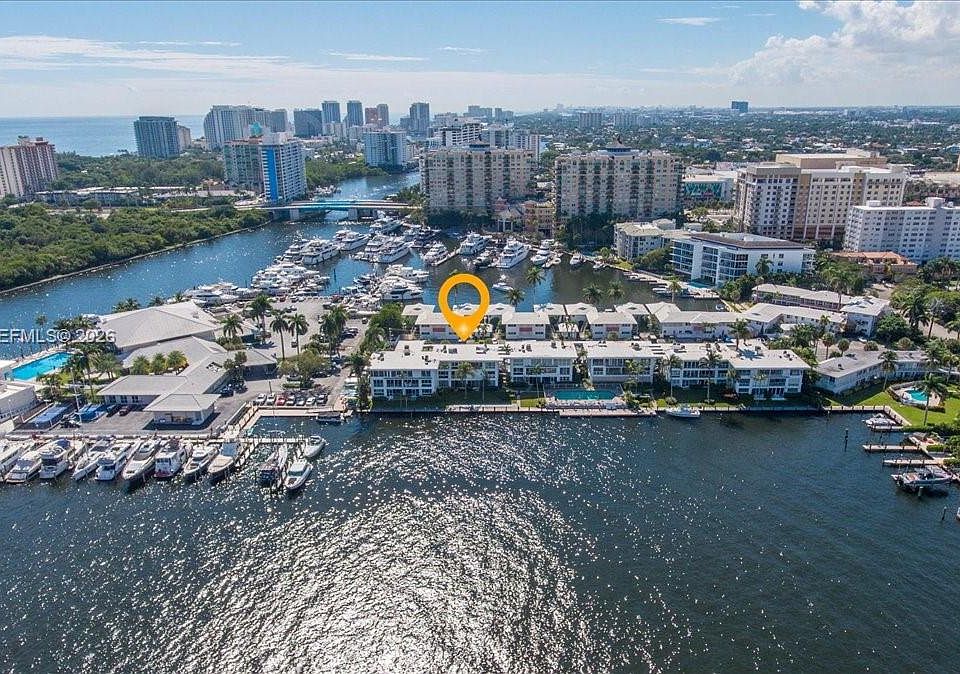 1st image of 2727 Yacht Club Blvd APT 2C