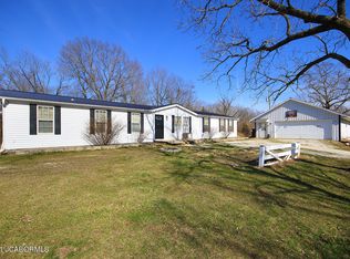 11328 Hunziker Rd, Centertown, MO 65023