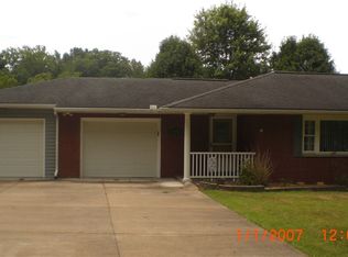 1100 47th St, Vienna, WV 26105