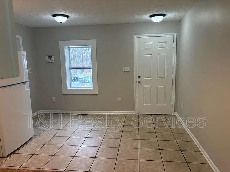 4303 Norwaldo Ave — Photo 3