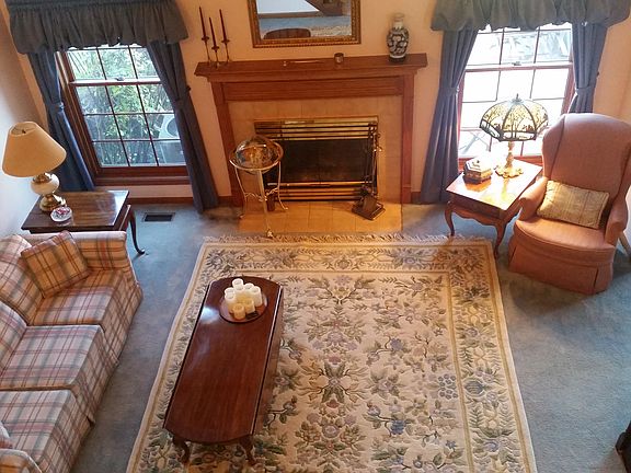 2nd image of 530 Rosebud Dr S