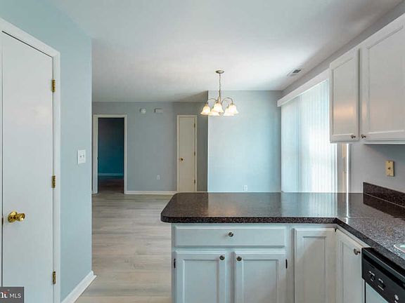 5th image of 329 Blossom Way