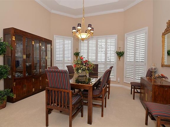 5th image of 514 Majestic Oak Dr