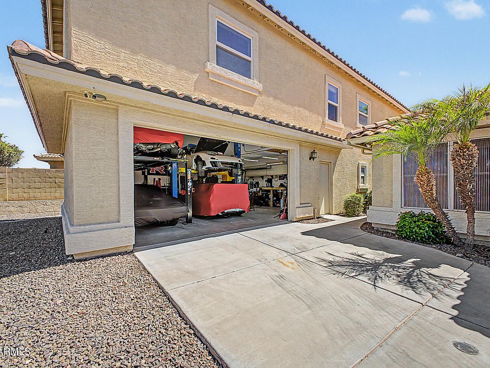 1st image of 7588 W KERRY Lane