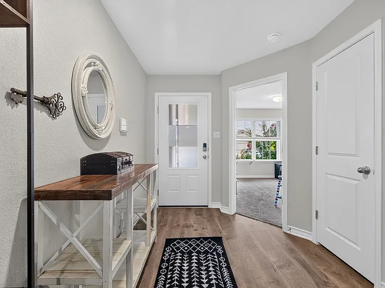 13512 Boothe Grv — Photo 5