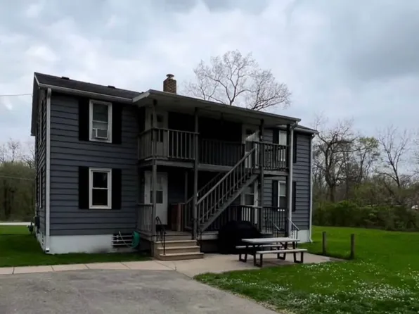 739 Austin Ave #2, Aurora, IL 60505