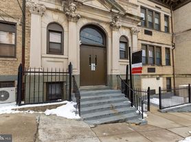 171 Grape St, Philadelphia, PA