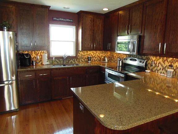 5th image of 3467 Stoneyridge Dr