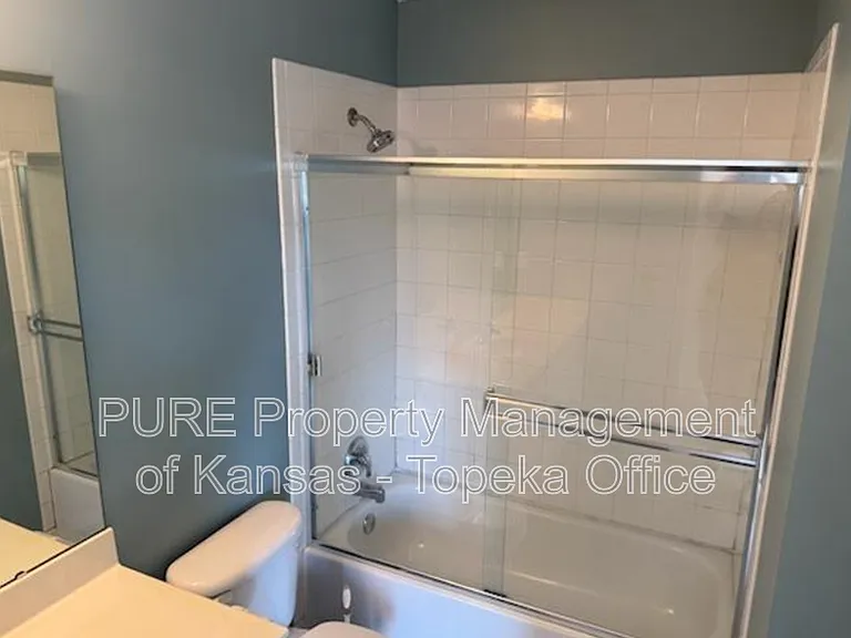 3227 Park Ave — Photo 20