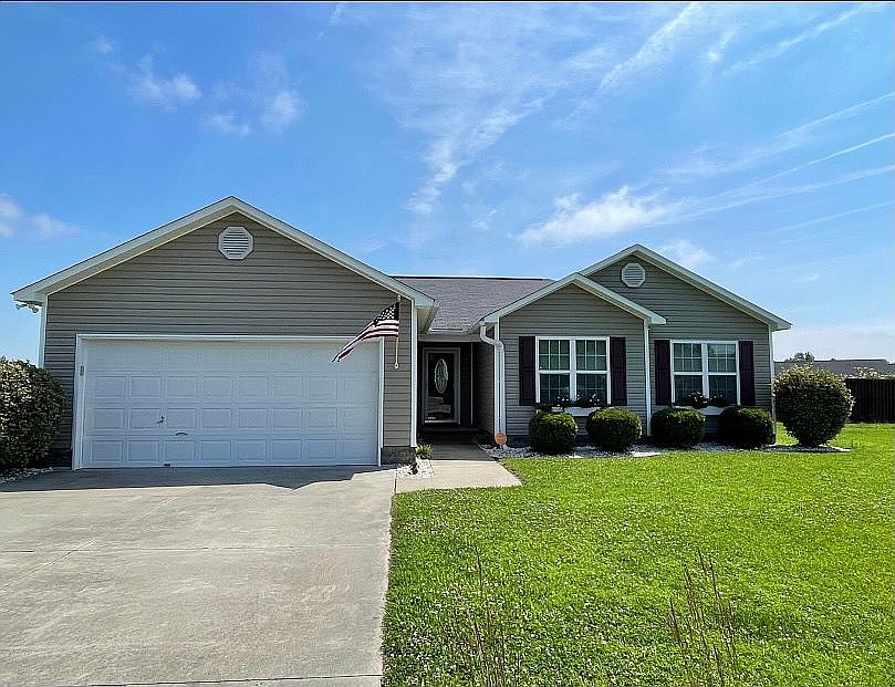 1st image of 237 Deer Haven Dr