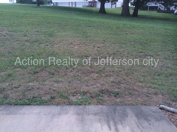 4th image of 4925 Charm Oak Dr #B