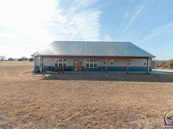 1515 NW 78th St, Topeka, KS 66618