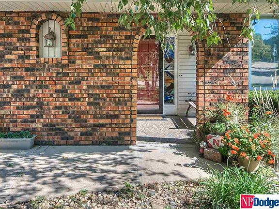 2nd image of 12106 Erskine Cir
