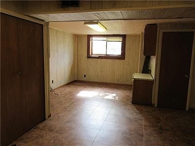 5th image of 822 N Hampton Blvd